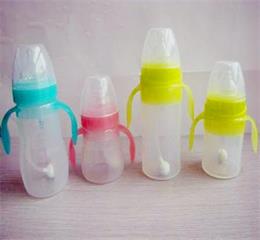 硅胶奶瓶对婴儿是否有害健康?好清洗吗?