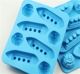 汉川创意硅胶冰格用的是什么材料做的?生产工艺是怎么样的?