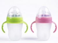 新生儿柔软防胀气硅胶奶瓶