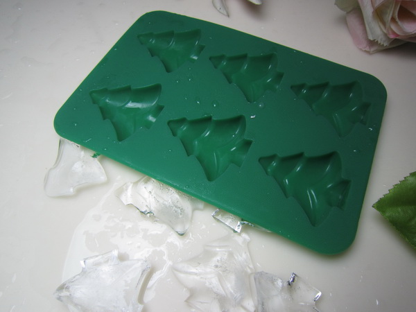 松树绿色硅胶冰格礼品 硅胶冰格生产厂家 硅胶冰格批发
