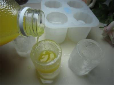 4孔硅胶冰杯